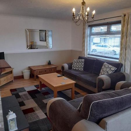 Quiet 3 Bed Close To The A1 Newton Aycliffe Extérieur photo